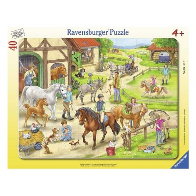 Ravensburger: A lovastanyán 40 darabos puzzle